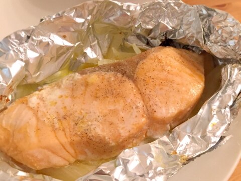 簡単 鮭のレモンバター ホイル焼き